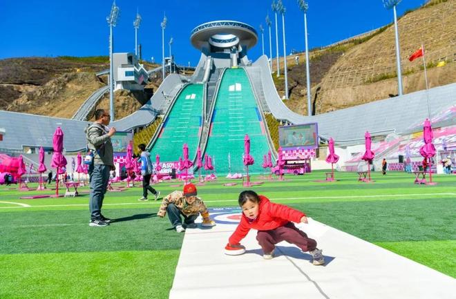 地滑雪场开启“夏季运营模式”不朽情缘首页冰雪头条：全国多(图9)