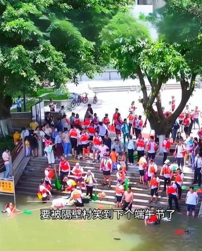 条龙舟翻2条邻村嘲笑记族谱原因在闺女上不朽情缘平台登录网页端午剩1天猎德3(图7)