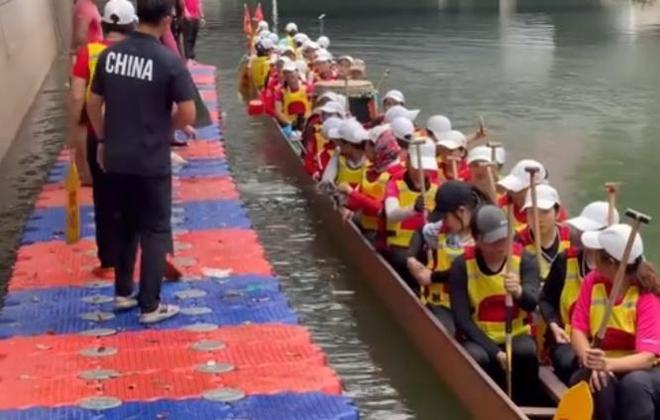 条龙舟翻2条邻村嘲笑记族谱原因在闺女上不朽情缘平台登录网页端午剩1天猎德3(图18)